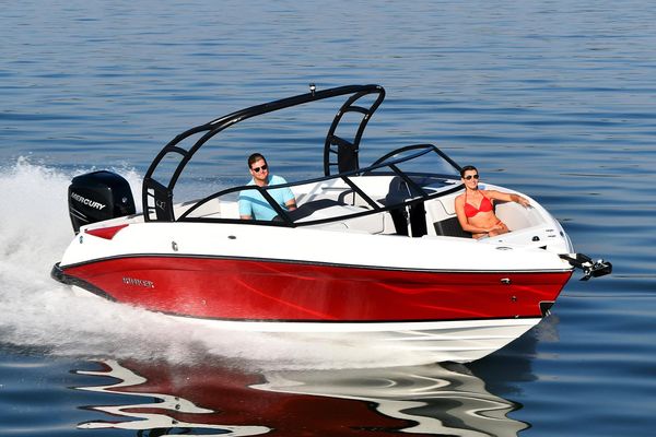Rinker Q7 OB - main image
