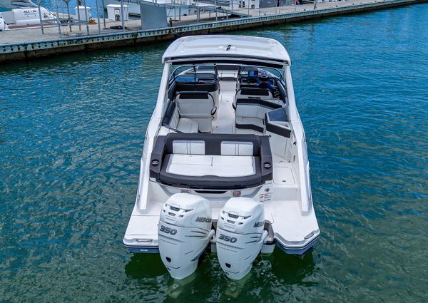 Sea Ray 31 SLX image