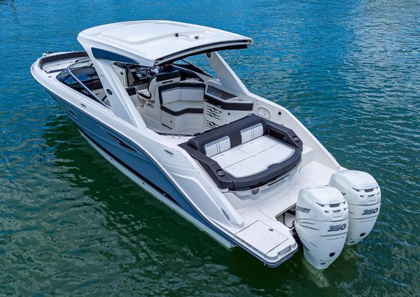 Sea Ray 31 SLX image