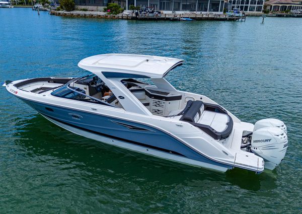 Sea Ray 31 SLX image