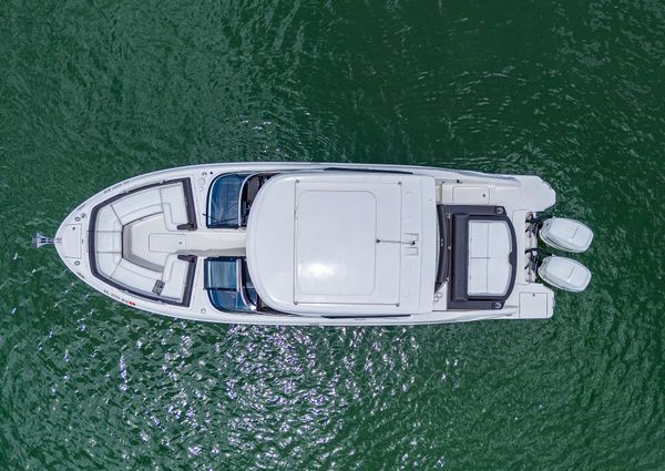 Sea Ray 31 SLX image