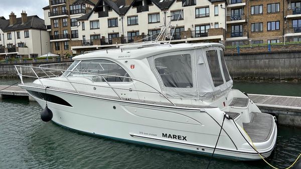 Marex 310 Sun Cruiser 