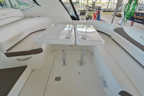 Cruisers Yachts 330 Express image