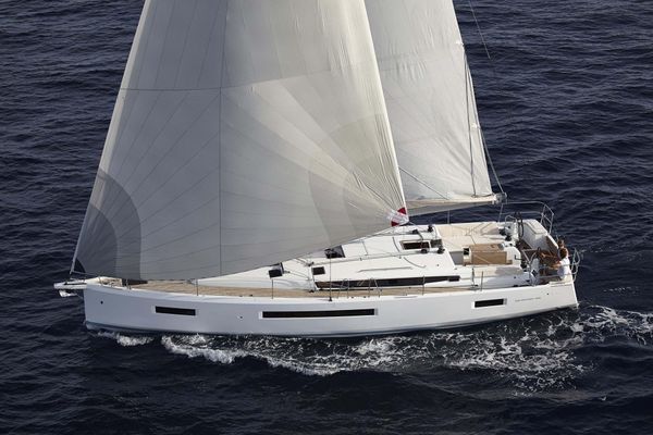 Jeanneau Sun Odyssey 490 In-Stock - main image