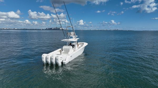 Seavee 390Z image