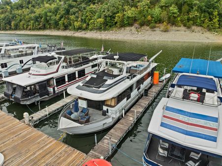 Monticello 18-X-70-RIVER-YACHT image