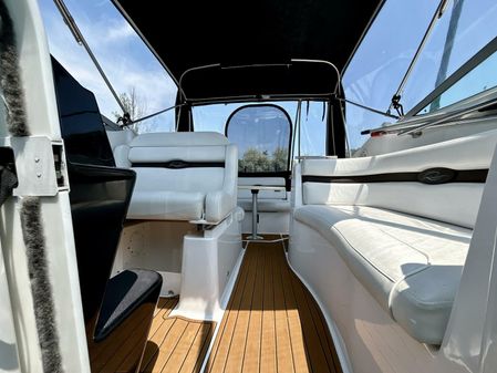 Rinker 260 Express Cruiser image