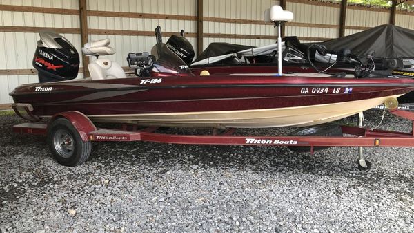 Triton TR 186