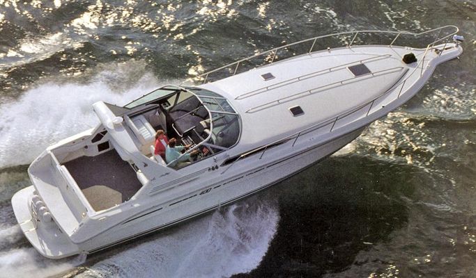 Sea Ray 400 Express Cruiser - main image