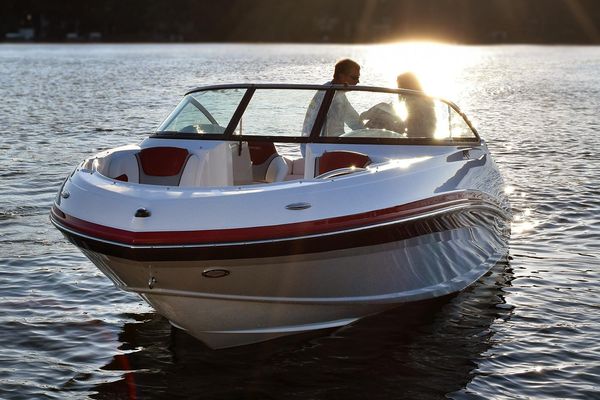 Rinker 19QX BR - main image