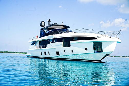 Azimut Grande 32 Metri image