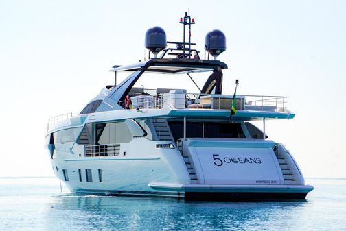 Azimut Grande 32 Metri image