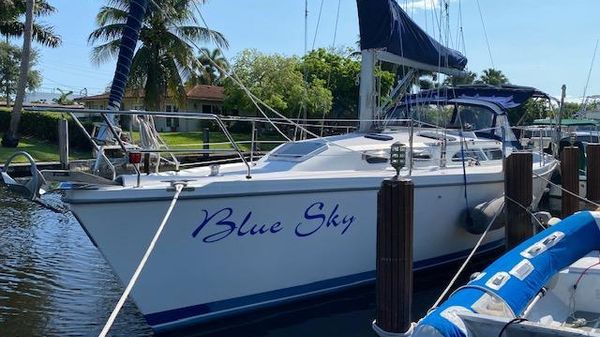 Catalina 350