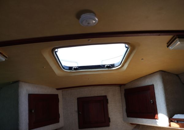 Silverton 31-CONVERTIBLE image