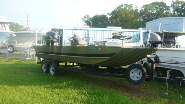Tracker Grizzly 2072 CC Sportsman