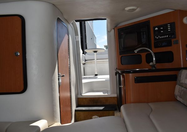 Crownline 275 CCR image