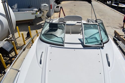 Crownline 275 CCR image