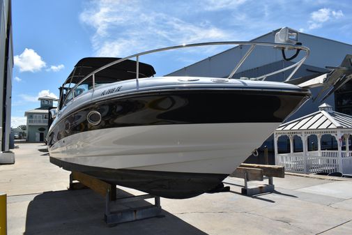 Crownline 275 CCR image