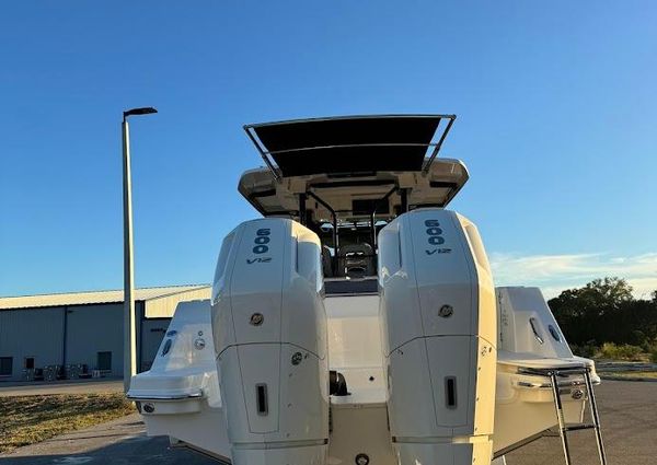 Boston-whaler 360-OUTRAGE image