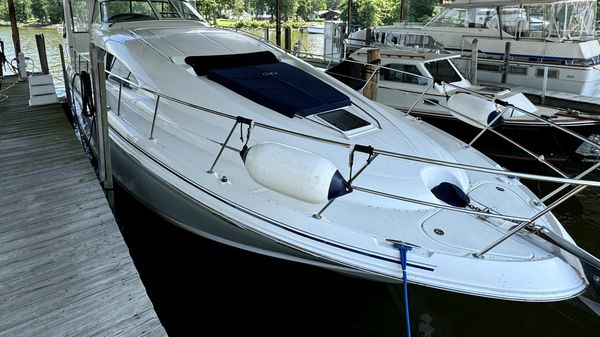 Sea Ray 480 Motor Yacht 