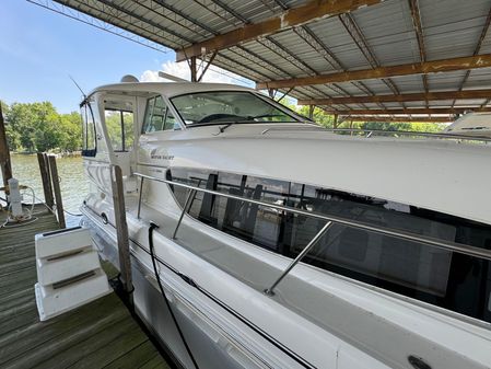 Sea Ray 480 Motor Yacht image