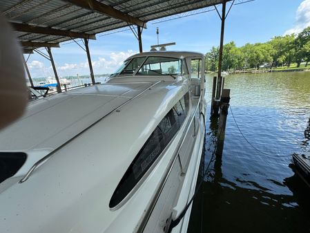 Sea Ray 480 Motor Yacht image