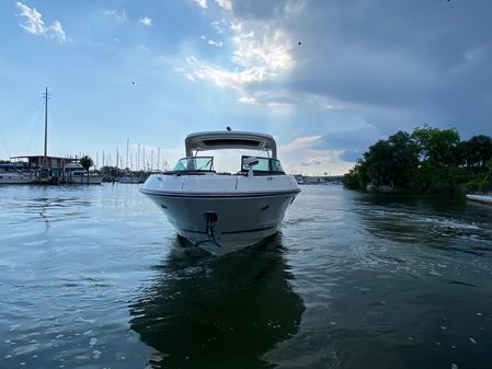 Sea Ray 350 SLX image