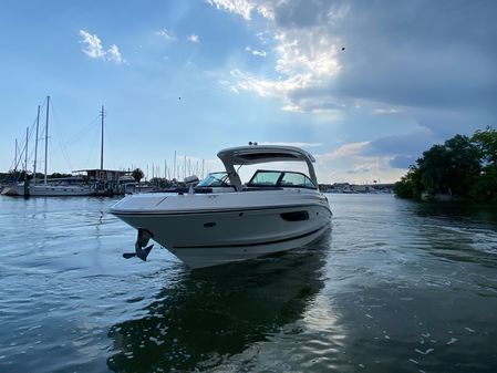 Sea Ray 350 SLX image