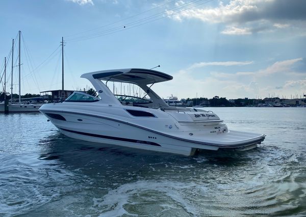 Sea Ray 350 SLX image