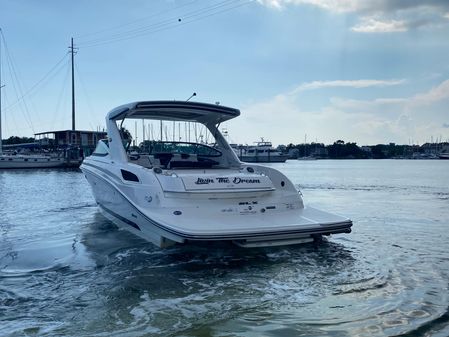 Sea Ray 350 SLX image