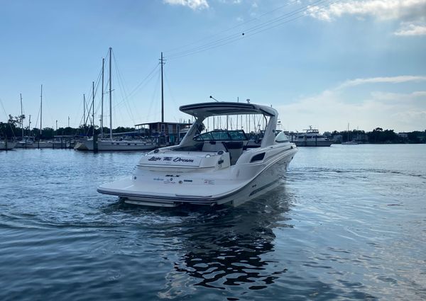 Sea Ray 350 SLX image