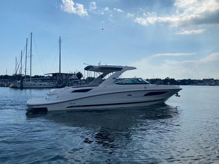 Sea Ray 350 SLX image