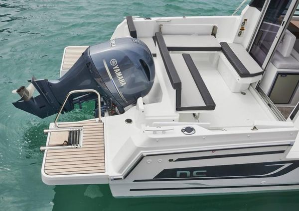 Jeanneau NC 795 S2 Weekender image