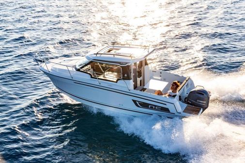 Jeanneau NC 795 S2 Weekender image