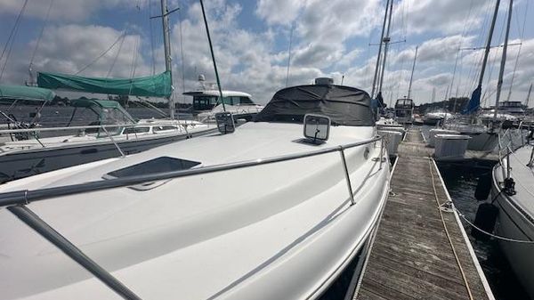 Sea Ray 330 Sundancer