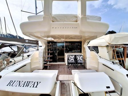 Ferretti Yachts 530 image