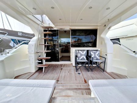 Ferretti Yachts 530 image