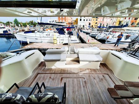 Ferretti Yachts 530 image