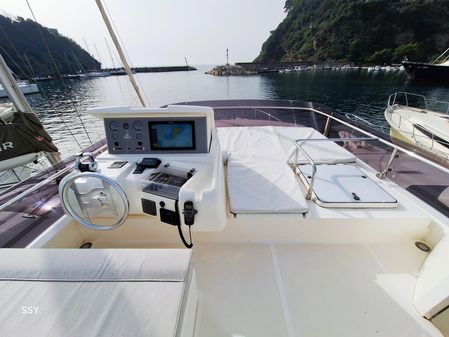 Ferretti Yachts 530 image