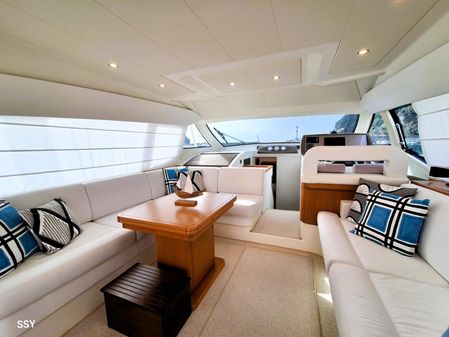 Ferretti Yachts 530 image