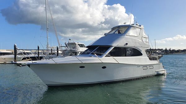 Motor Yacht Pelham 12.3 