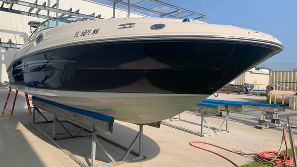 Sea Ray 240 Sundeck