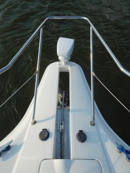 Silverton 330 Sport Bridge image