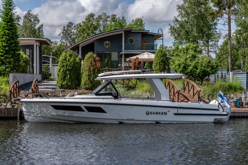 Quarken 35 Sport Tourer image