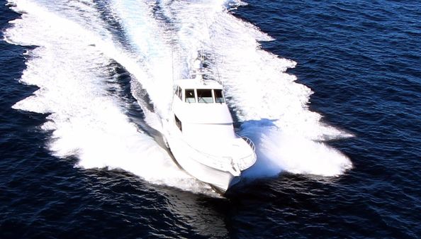 Hatteras Enclosed Bridge image