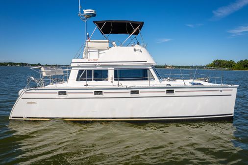 PDQ Power Catamaran MV/34 Passagemaker image