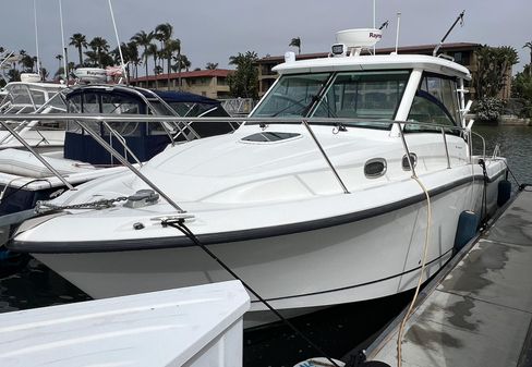 Boston Whaler 315 Conquest image