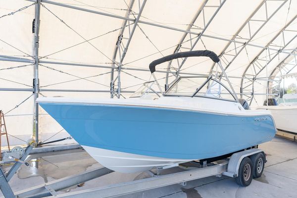 Cobia 220 Dual Console - main image