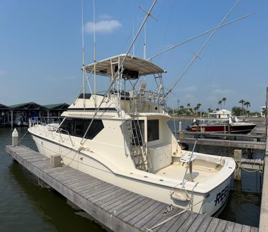 Hatteras 45 Convertible image