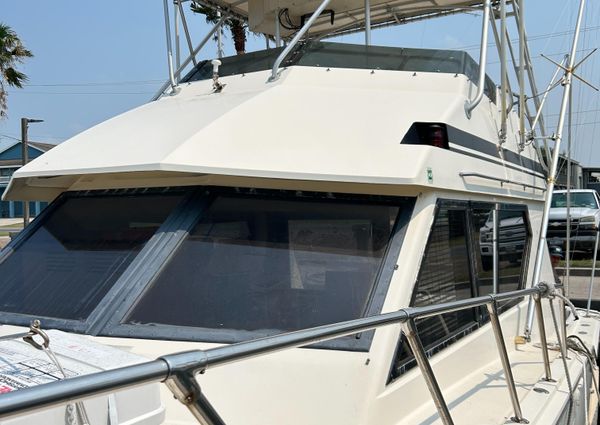 Hatteras 45 Convertible image